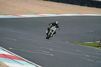 enduro-digital-images;event-digital-images;eventdigitalimages;mallory-park;mallory-park-photographs;mallory-park-trackday;mallory-park-trackday-photographs;no-limits-trackdays;peter-wileman-photography;racing-digital-images;trackday-digital-images;trackday-photos